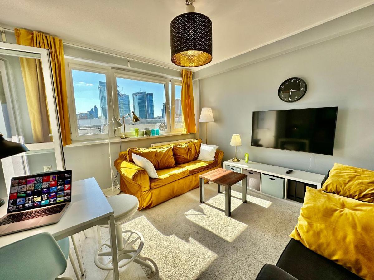Ferienwohnung Gold 2 King Size Bed, Metro X2 Free Wifi, 50'Tv Netflix, Hbo, Appletv+ Warschau Exterior foto