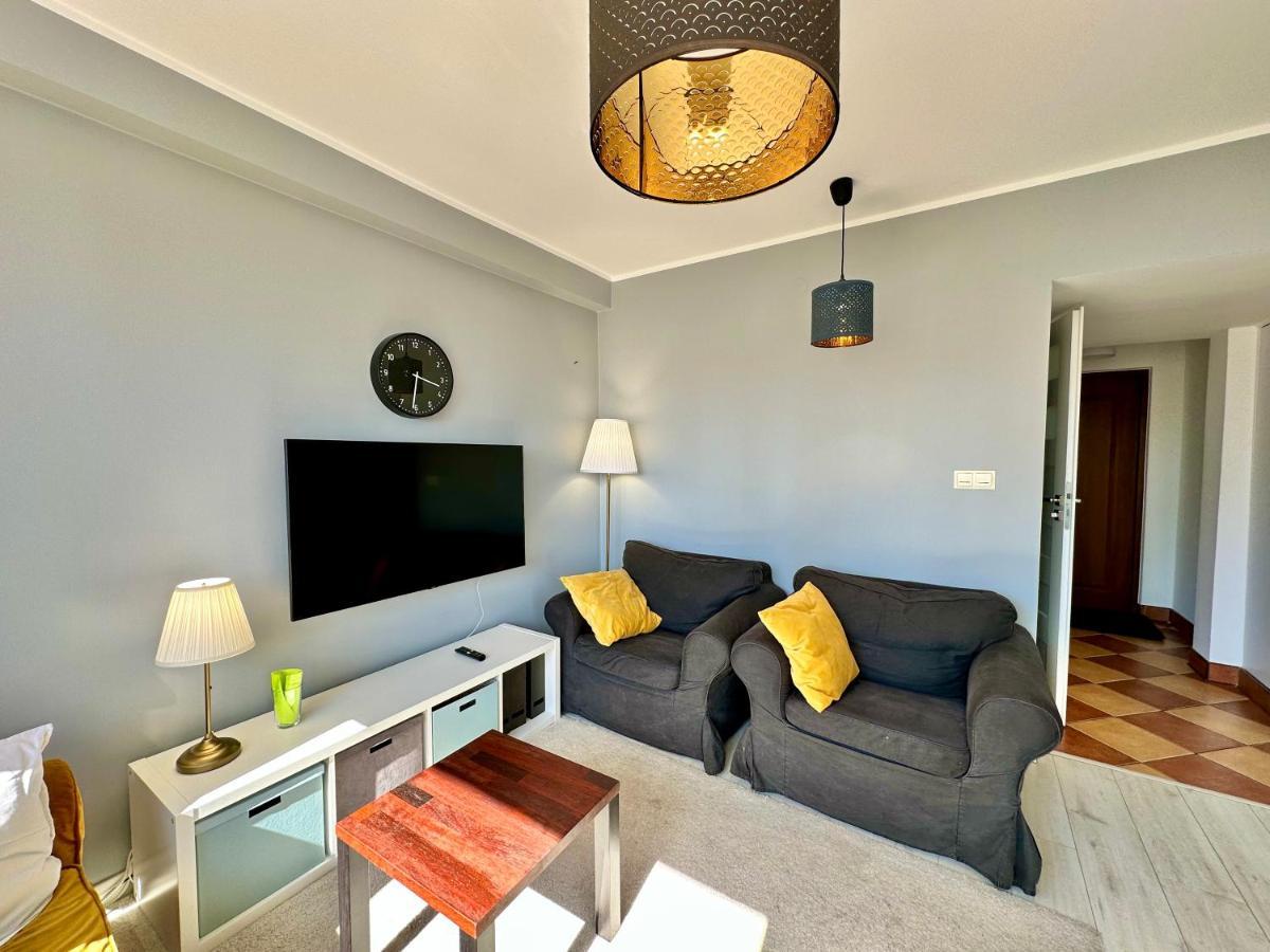 Ferienwohnung Gold 2 King Size Bed, Metro X2 Free Wifi, 50'Tv Netflix, Hbo, Appletv+ Warschau Exterior foto