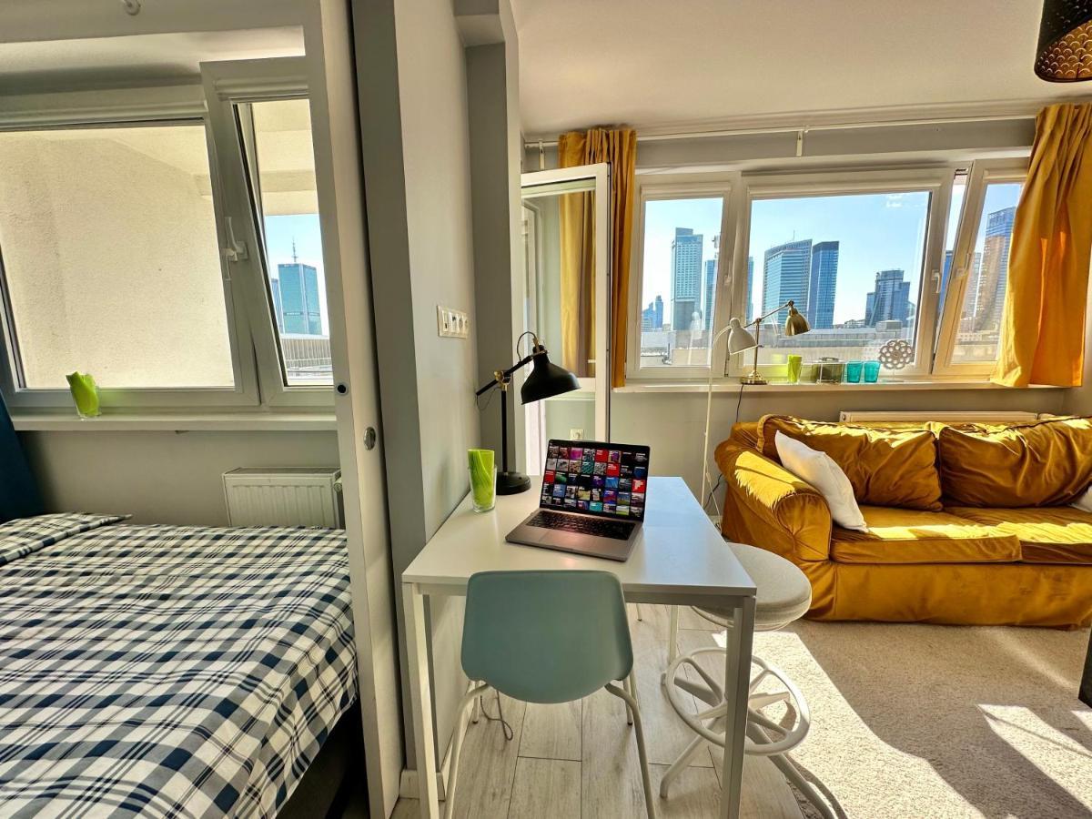 Ferienwohnung Gold 2 King Size Bed, Metro X2 Free Wifi, 50'Tv Netflix, Hbo, Appletv+ Warschau Exterior foto